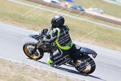 media/Apr-23-2023-TrackXperience (Sun) [[90816c9ee1]]/Level 2/session 2 turn 11/